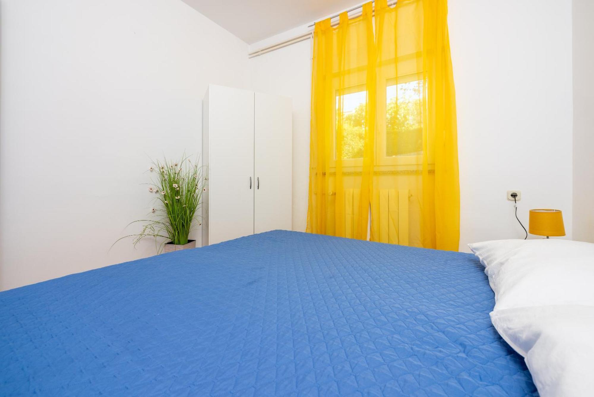 Apartmani Azur 德拉马利 外观 照片